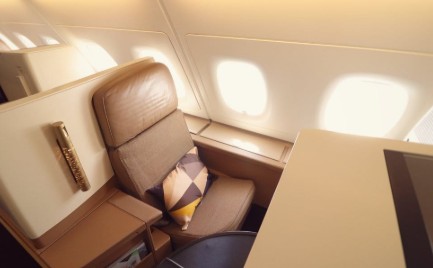 cheap business class flights to Paris