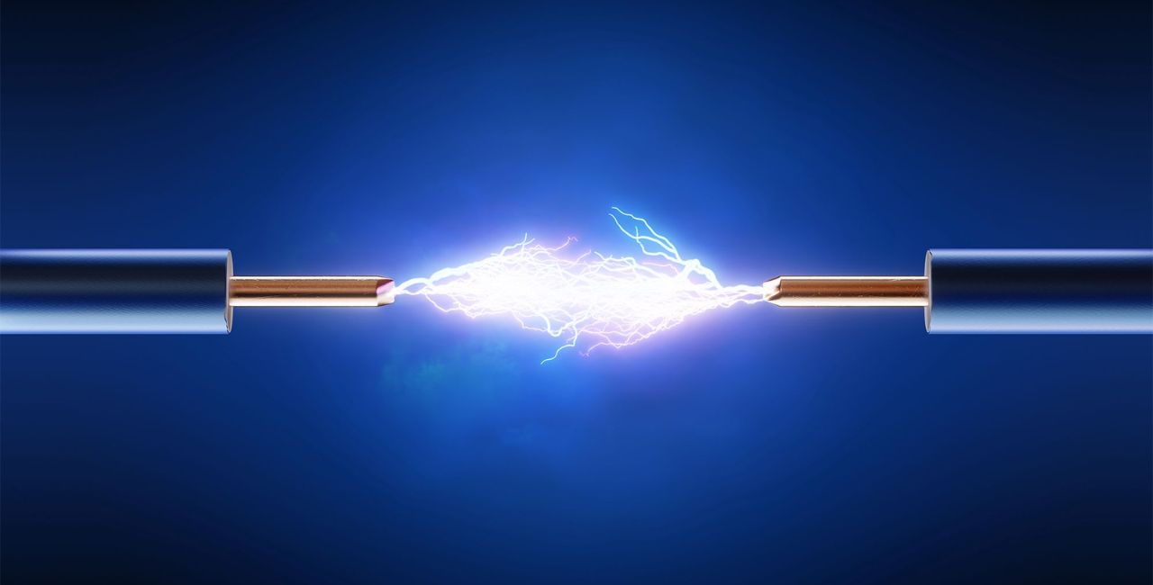 The Complete Guide to Learning Electricity and Magnetism Basics for Students and Science Enthusiasts Alike